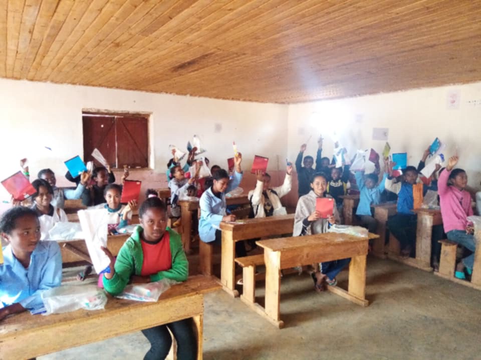 distribution kits bepc 2025 mahazaza (17)