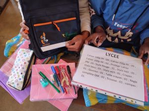 Distribution des kits scolaires 2025