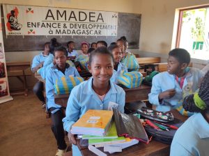 Distribution des kits scolaires 2025