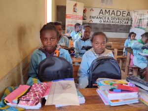 Distribution des kits scolaires 2025