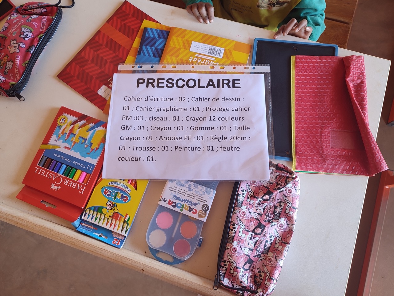 Distribution des kits scolaires 2025