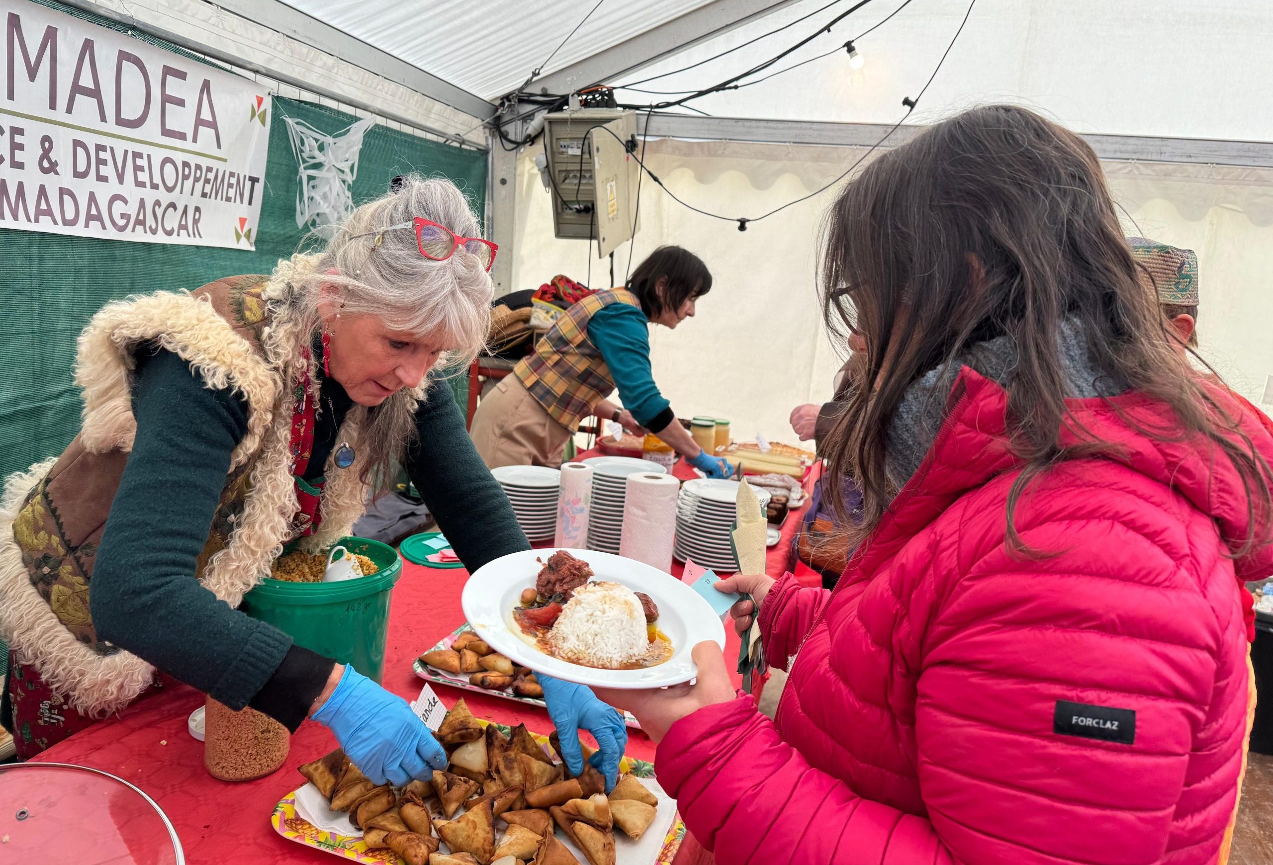 Marché de Noël solidaire de Besançon 2025